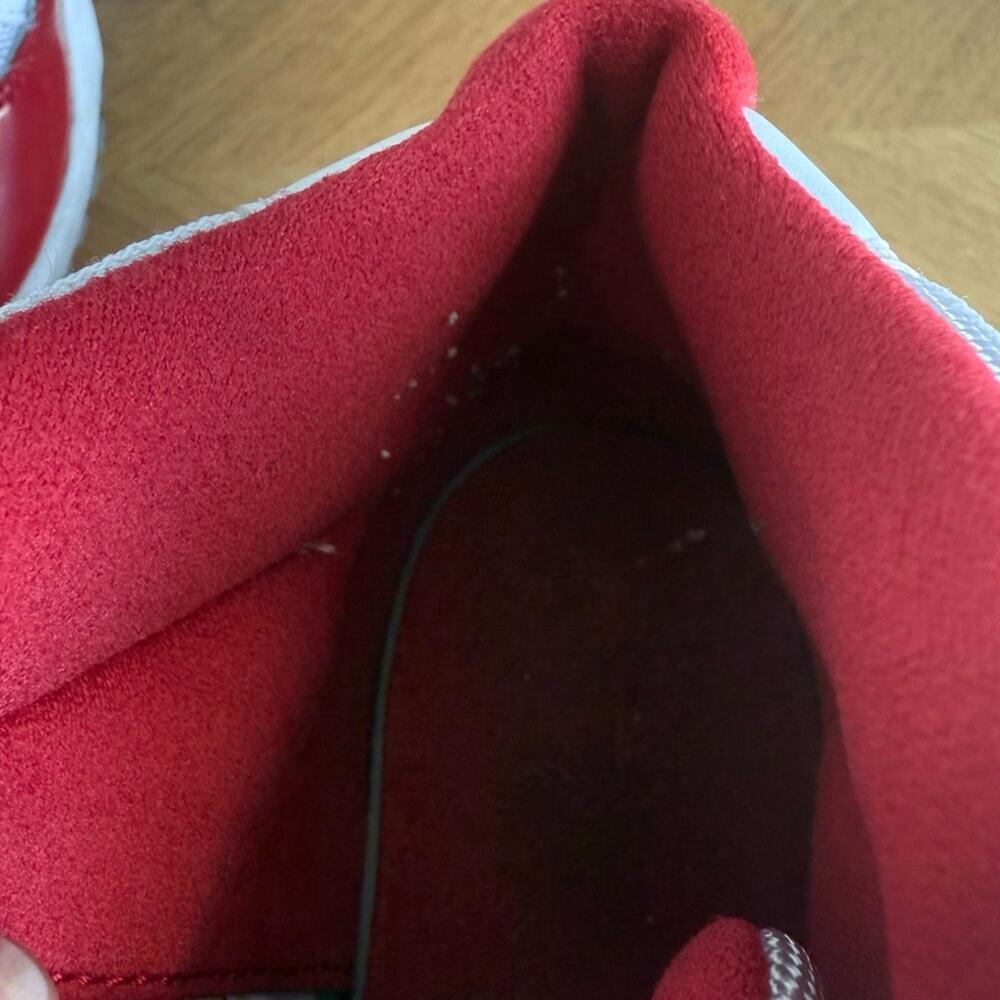 Nike Air Jordan 11 Retro ‘Cherry’ Kids Sneakers- SZ 2 Y - Picture 11 of 15